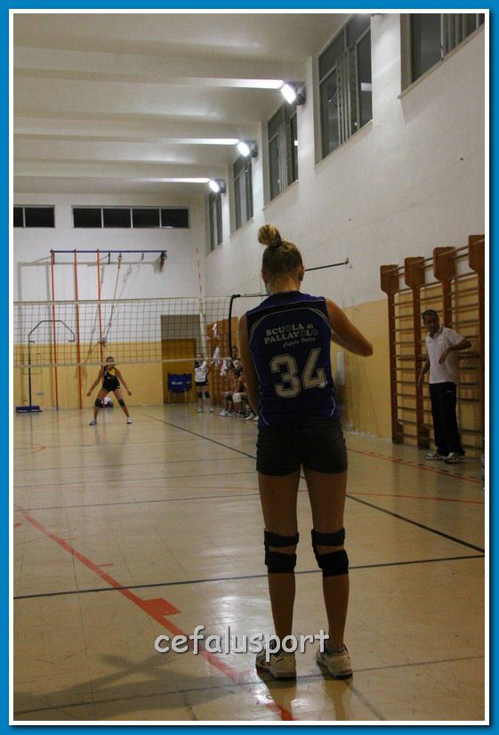 121144 volley 172_tn.jpg